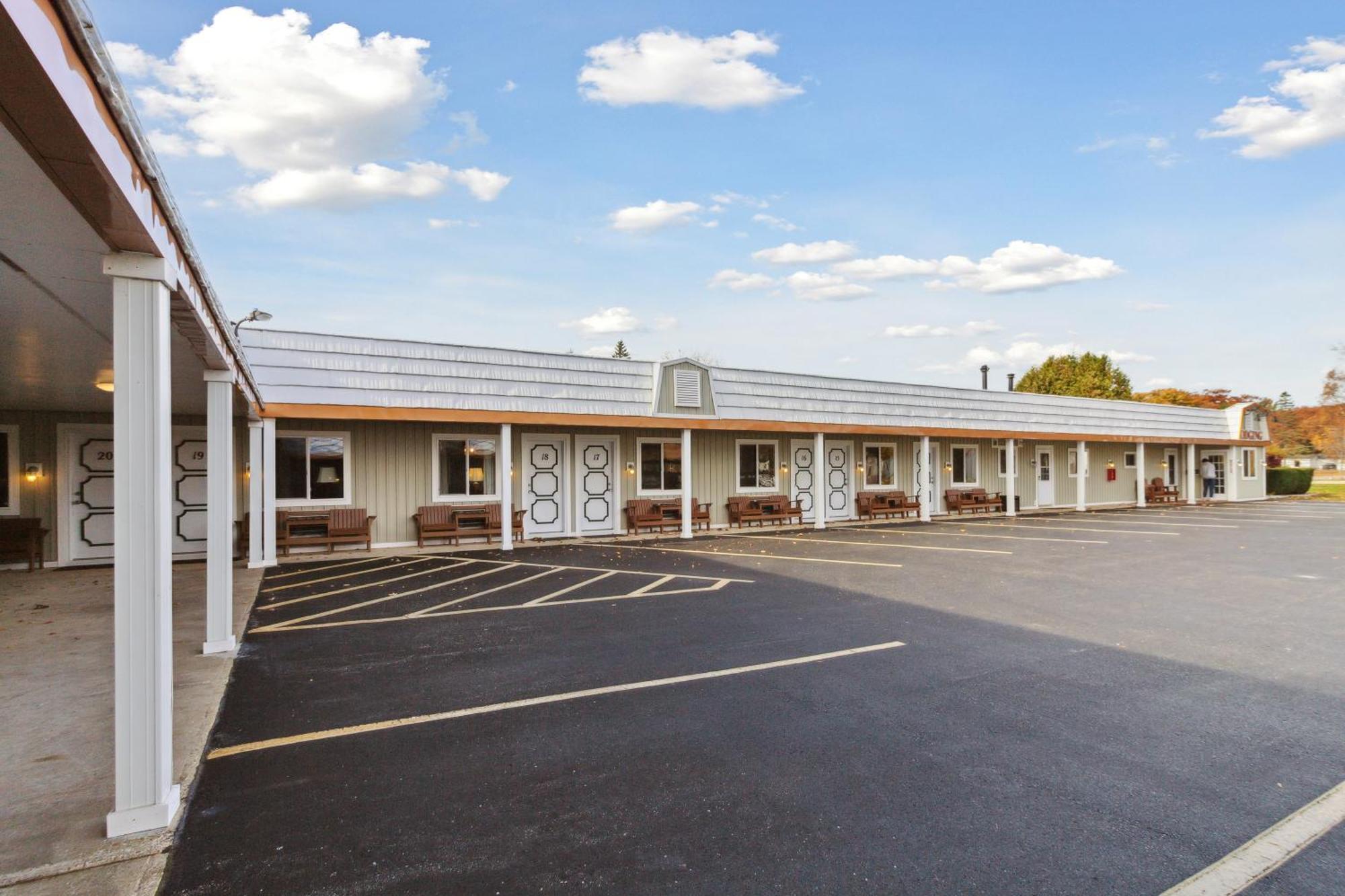 Vindel Motel Маккино Сити Экстерьер фото